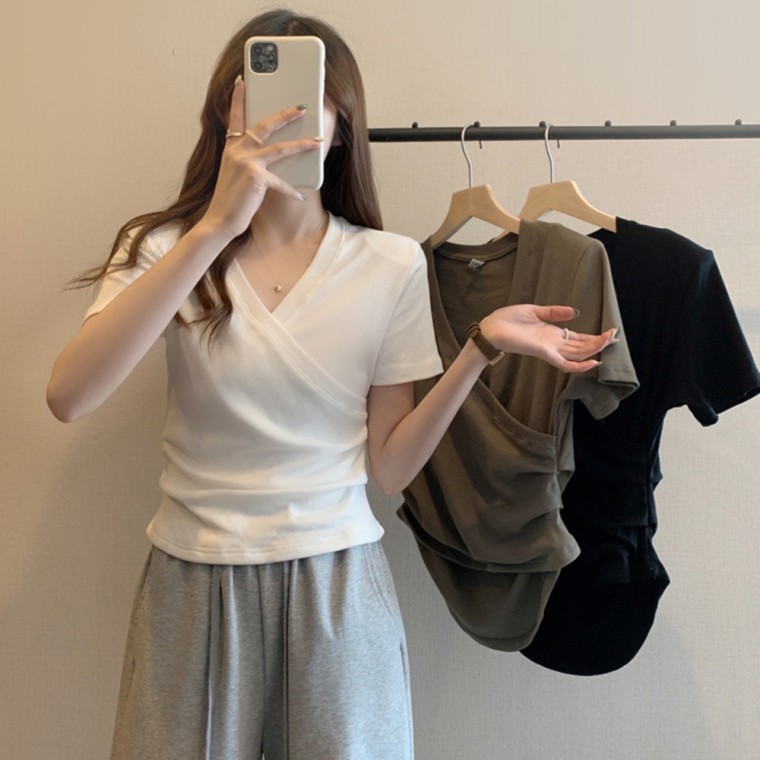 เสื้อยืดคอวีผ้าโมดอลคอตตอนเนื้อนุ่มสีพื้นสำหรับผู้หญิง แขนสั้น